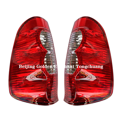 OE No. 4133300-P00 Gran Muralla Wingle 5 Versión europea Luz de cola para 124 Spider 348