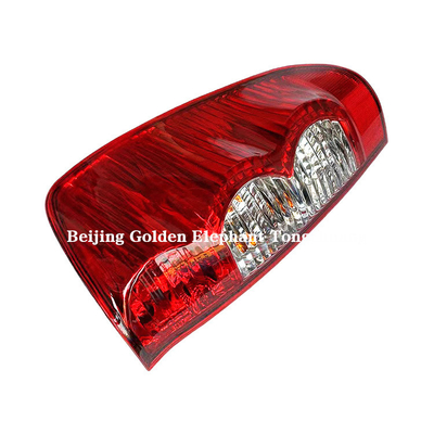 OE No. 4133300-P00 Gran Muralla Wingle 5 Versión europea Luz de cola para 124 Spider 348
