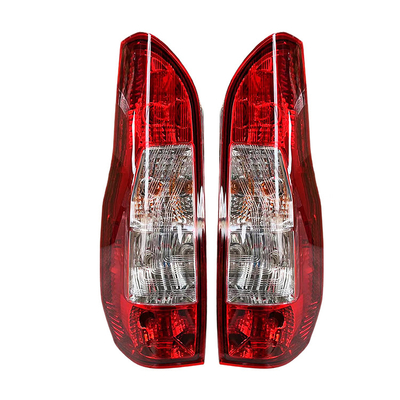 Actualice su Foton Gratour Minibus V3 con el conjunto de combinación trasera de 12V C3372010010A0