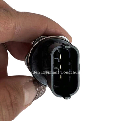 Monitorear con seguridad la presión del carril de combustible con el sensor Foton Aumark Tunland 5301141 0281006326