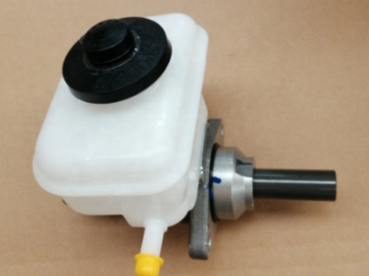 Filtro para automóviles Foton año 2005- Foton Van Brake Master Cylinder K1355040002A0